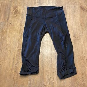 Lululemon runners reflective crop